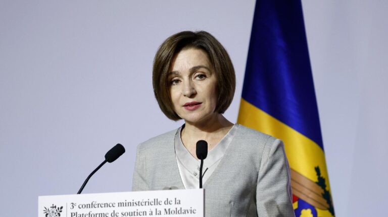 Майя Санду пригрозила депутатам, сменившим партию, расследованием