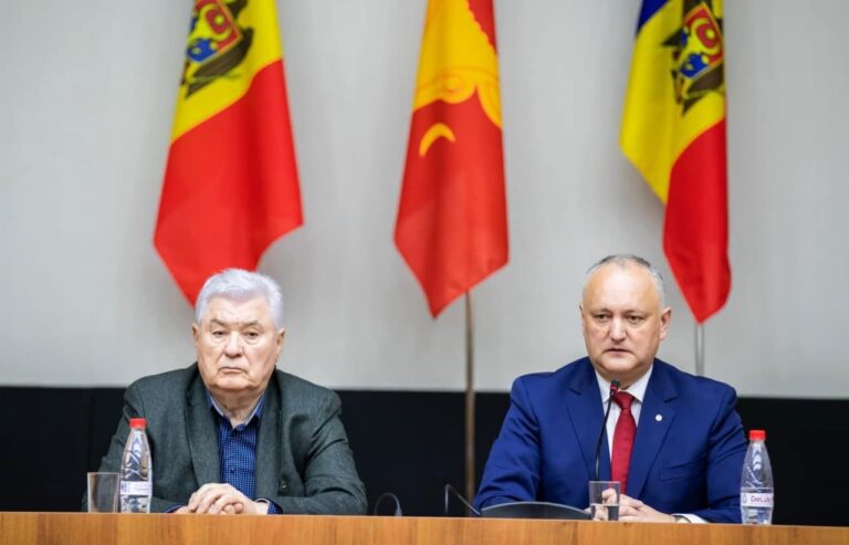 BCS вынес вотум недоверия правительству Молдовы