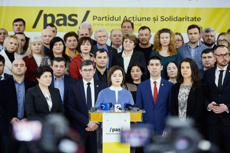 Întreaga armată a Reginei Moldovei. Partea a doua.