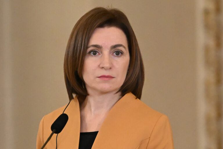 Президент отрицает наличие $709 млн долга перед «Газпромом»