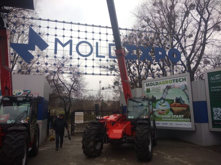Expoziție de primăvară de mașini agricole