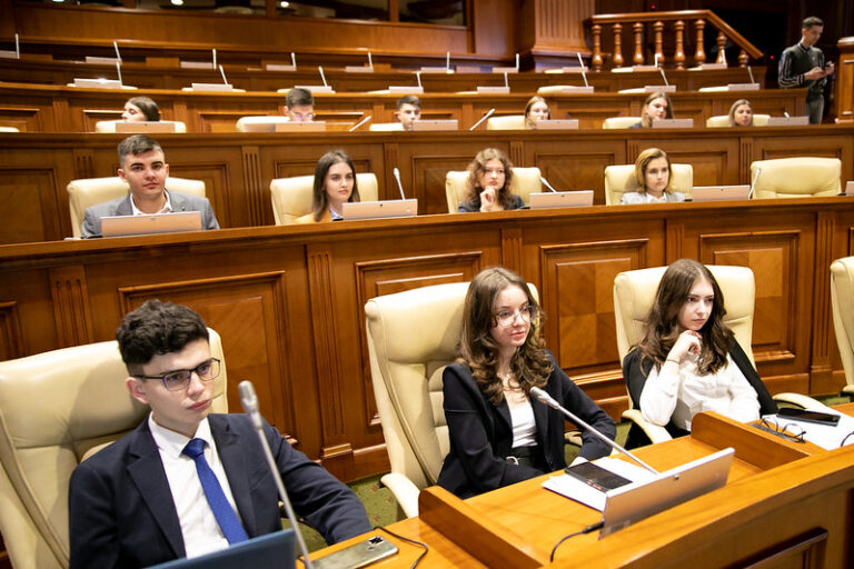 Vor fi mai multe drumuri pentru viitorii oficiali
