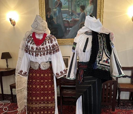 Costumul moldovenesc la Washington