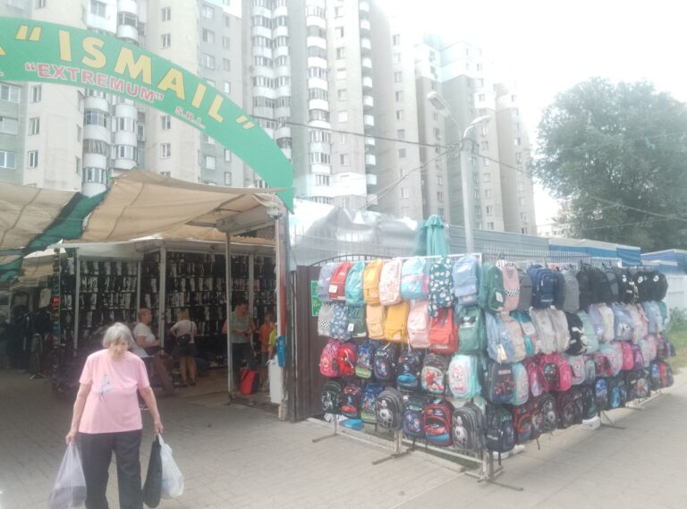 Înapoi la școală curând