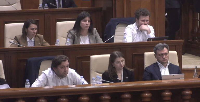 Бессонная парламентская ночь