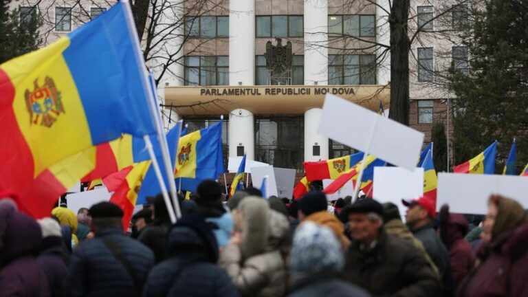 Нарастание политической нестабильности и борьба с оппозицией в Молдове