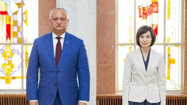 Додон ищет поддержки у Санду