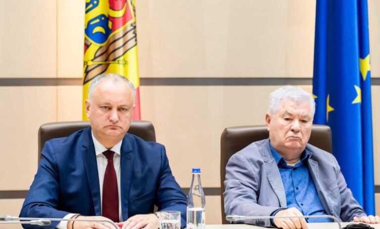 Левые силы на грани раскола