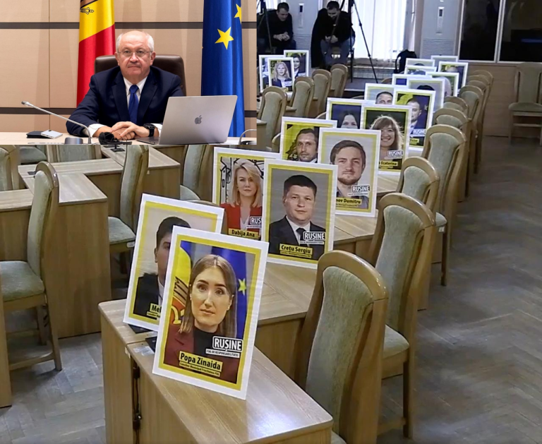 Оппозиция обвиняет