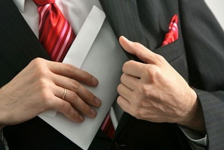 Евробудущее и коррупция. Мечты и реальность Майи Санду