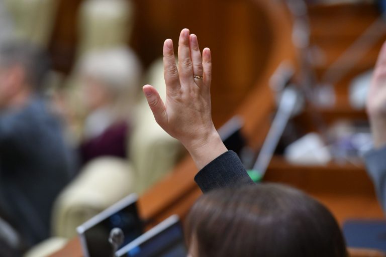 Военная тайна молдавского парламента